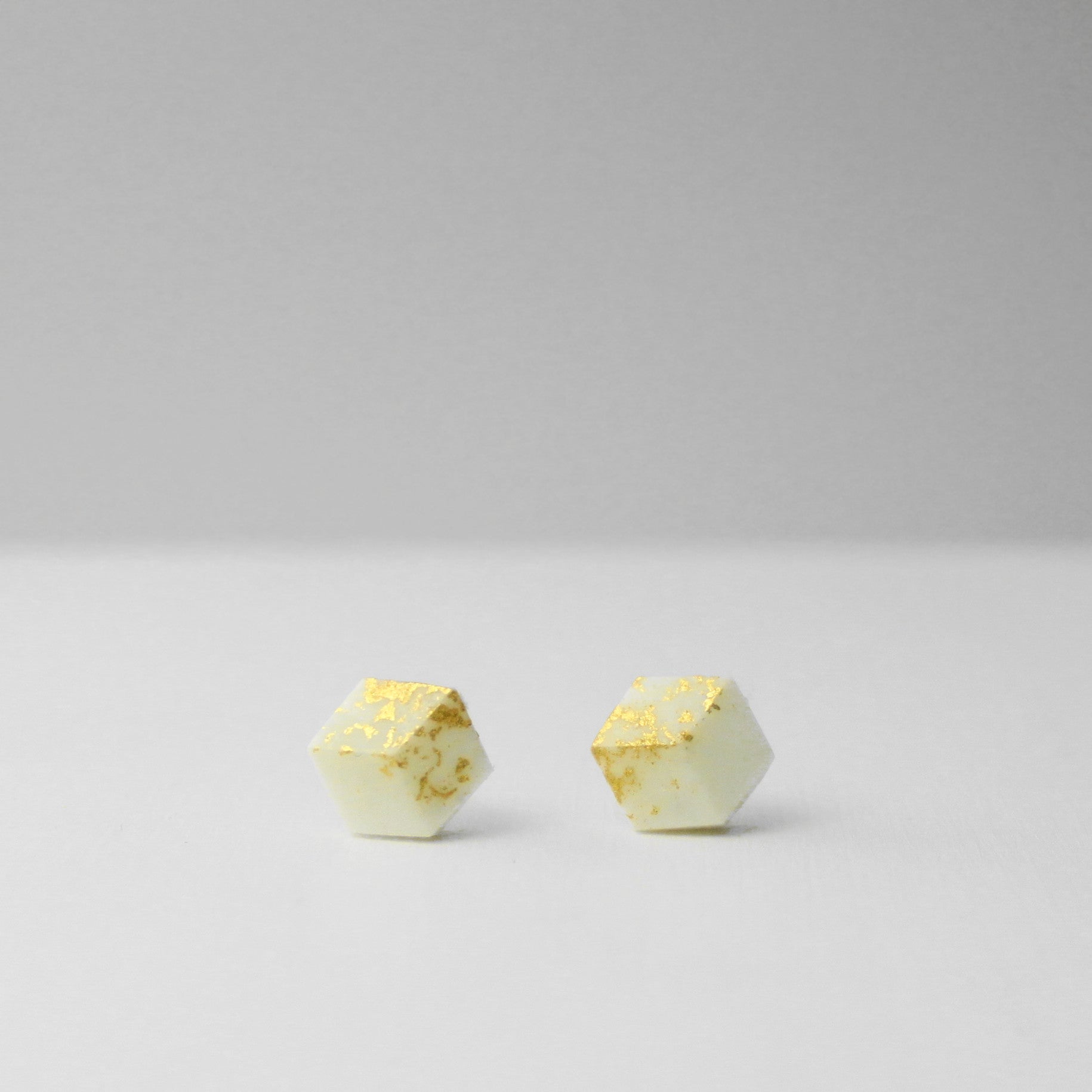 Ohrstecker small "Unikum" Glow/Gold
