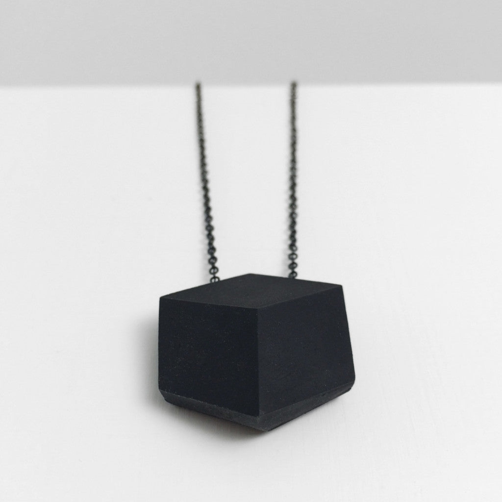 Kette lang Cube "Purismus" Schwarz