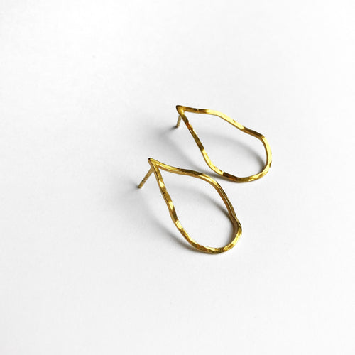 Ohrstecker „Wabi-Sabi“ Tropfen, Gold