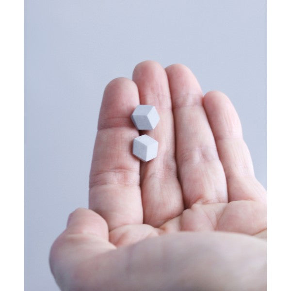 Ohrstecker Cube "Purismus" Grau small