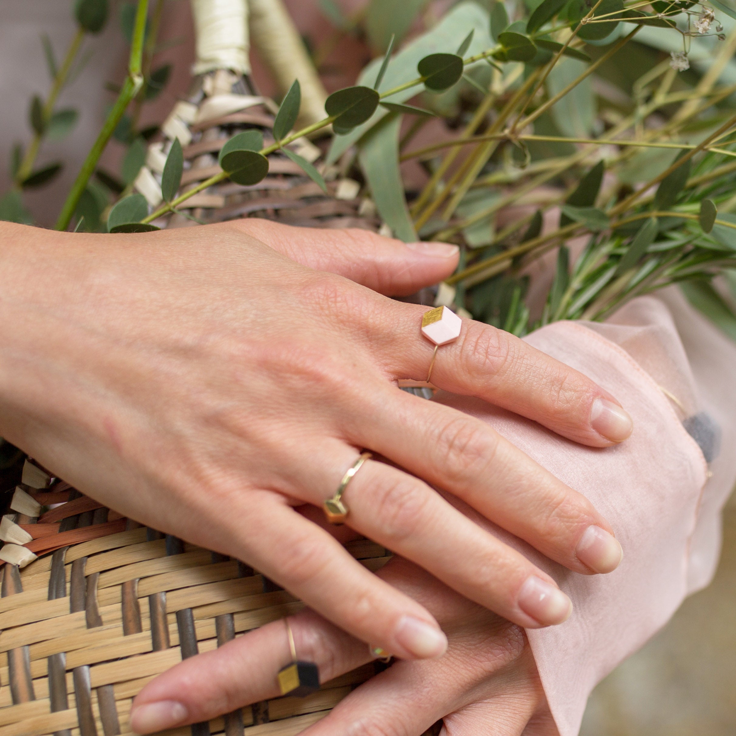 Ring Cube "Ambivalenz" small Rosa-Gold